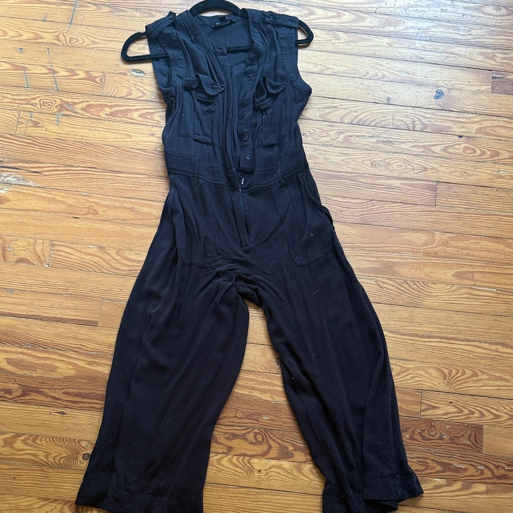 Simply Vera Vera Wang Dark Fabric Tag